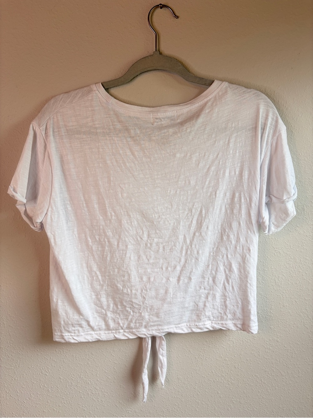 Molly Bracken White Tie-Front Pocket Tee - Picture 4 of 6